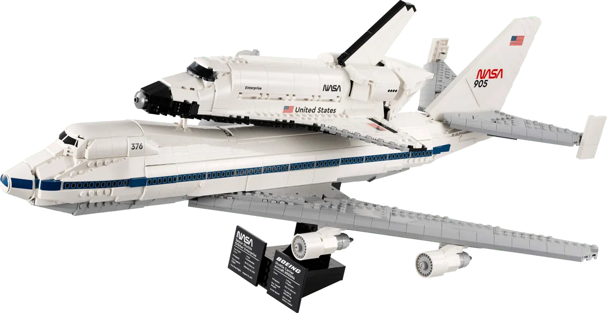 LEGO Icons Shuttle Carrier Aircraft 10360 LEGO Icons Shuttle Carrier Aircraft 10360