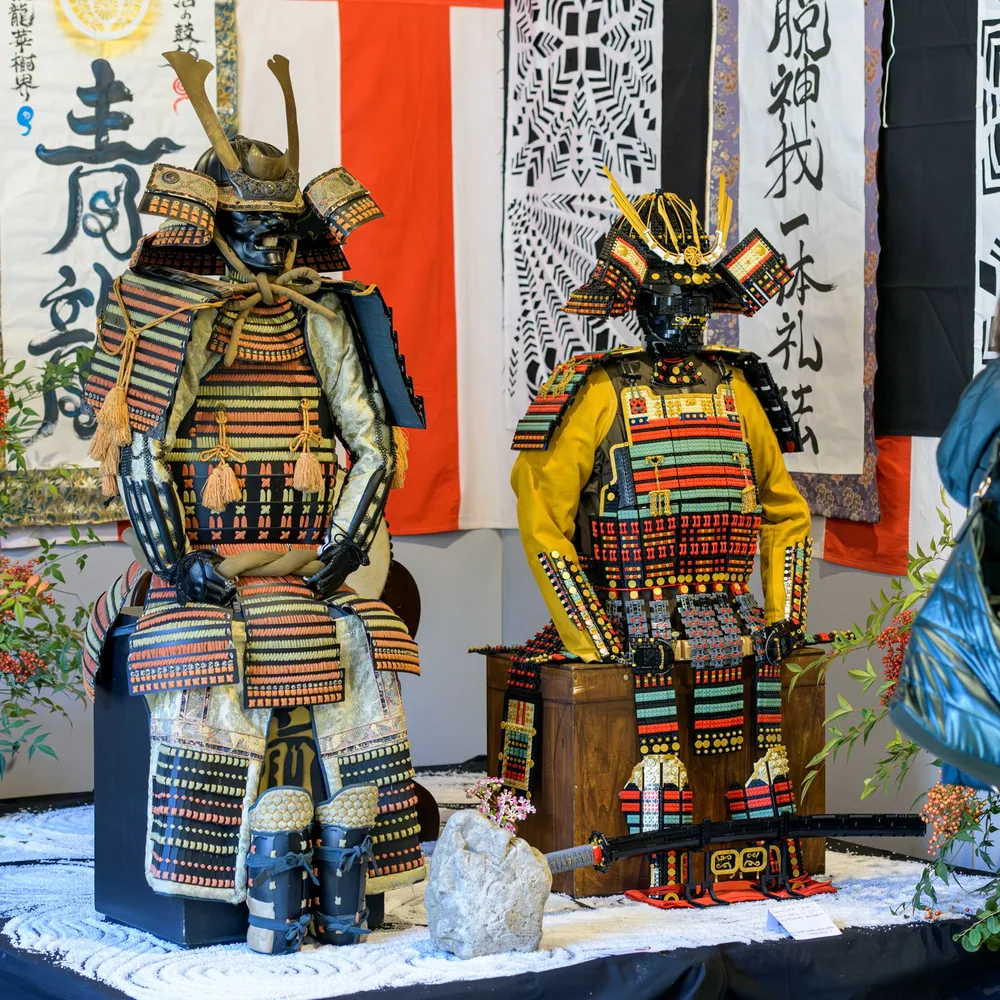 andrea montuori lego samurai side by side comparison Andrea Montuori
