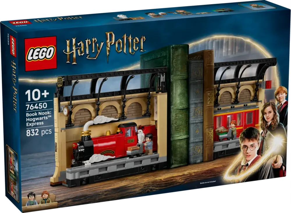 Front view of the LEGO Harry Potter Book Nook: Hogwarts™ Express box, featuring the train set integrated with book spines.