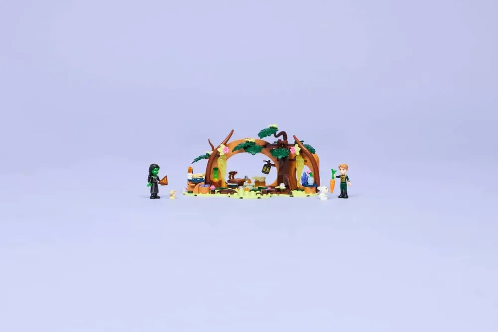 Wide shot of full set.