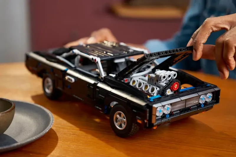 Opening hood of LEGO Charger R/T