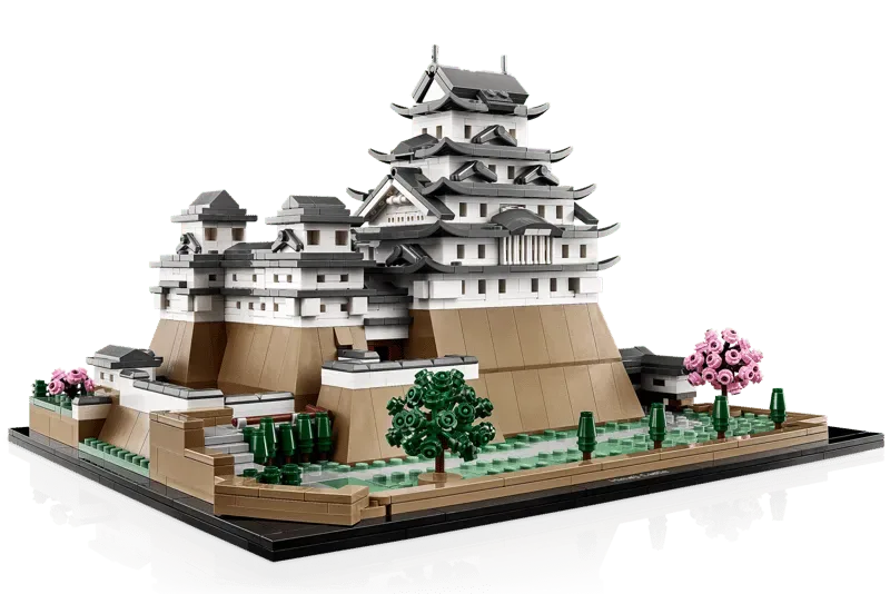 LEGO Himeji Castle model front.