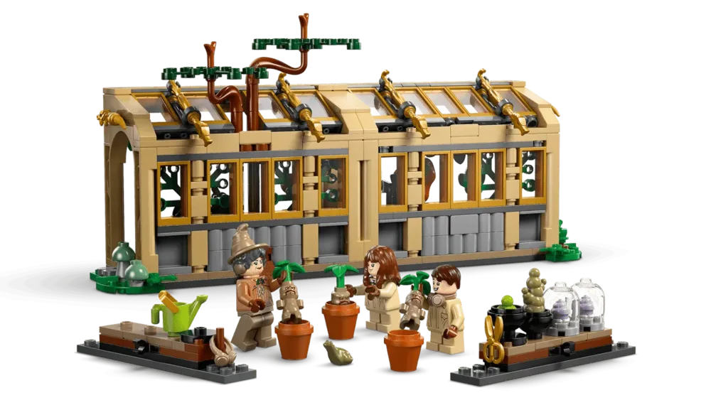Herbology Class closed configuration.