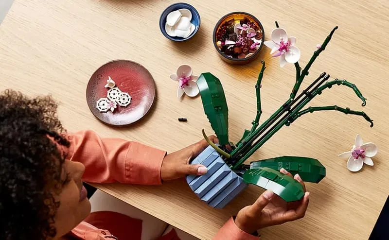 Building the LEGO Orchid.