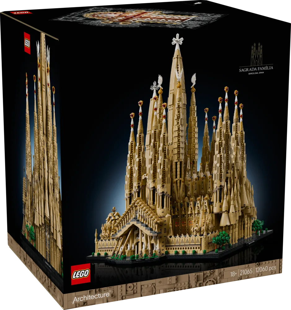 Front view of the LEGO Sagrada Familia 21065 box showing the completed model.