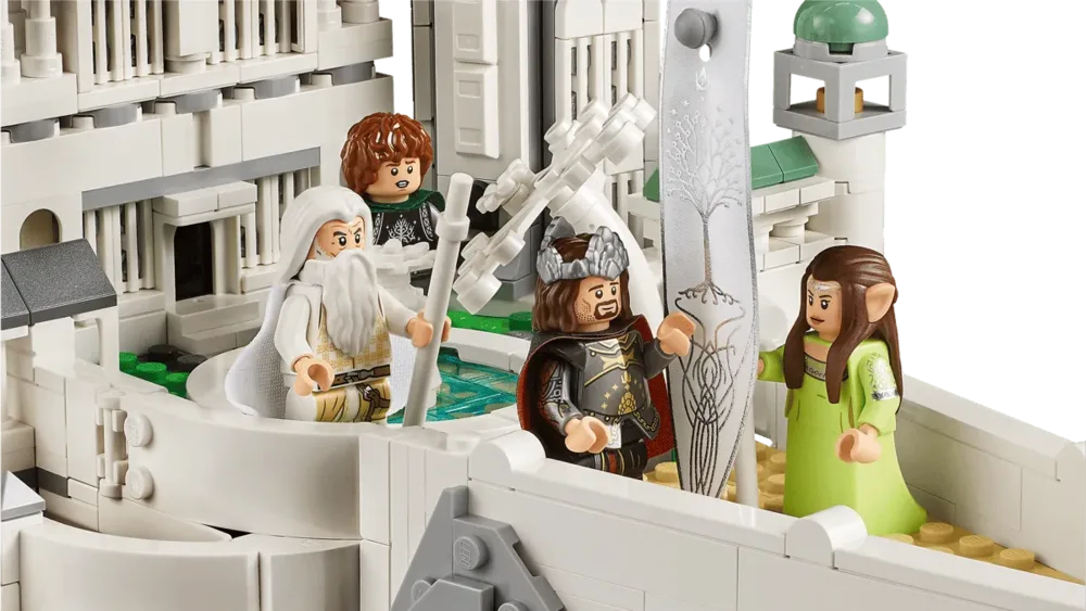 Minifigures on Minas Tirith balcony
