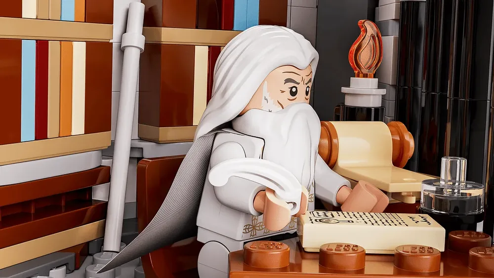 Gandalf in Minas Tirith library