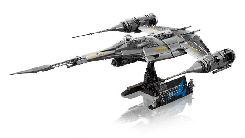 Angled display of Lego N-1 Starfighter UCS