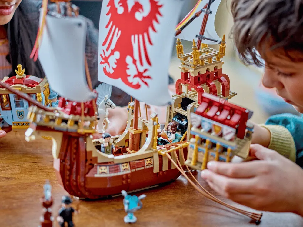 Close-up of play features.