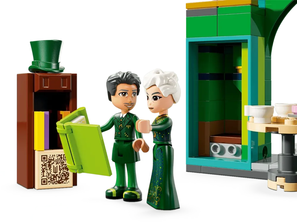 Lego minifigures reading a book.