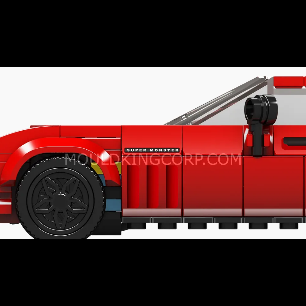 Side view of Mould King Corvette with 'SUPER MONSTER' detail.