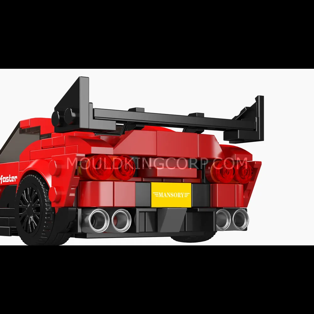 Rear view with spoiler and exhaust