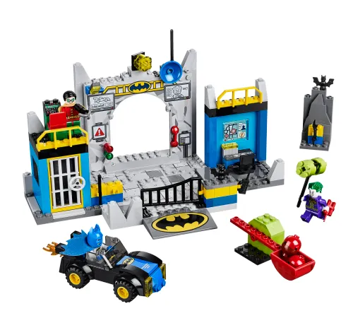 Batman: Defend the Batcave