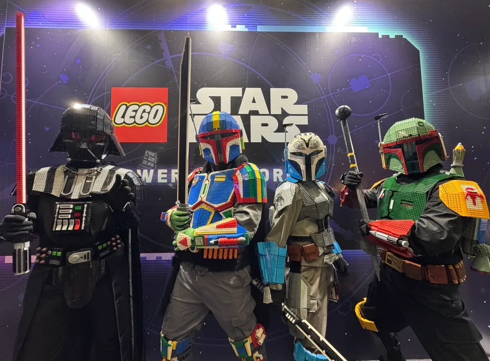 Star Wars Celebration 2025 Cosplays by LEGO artist Lewis Meeny