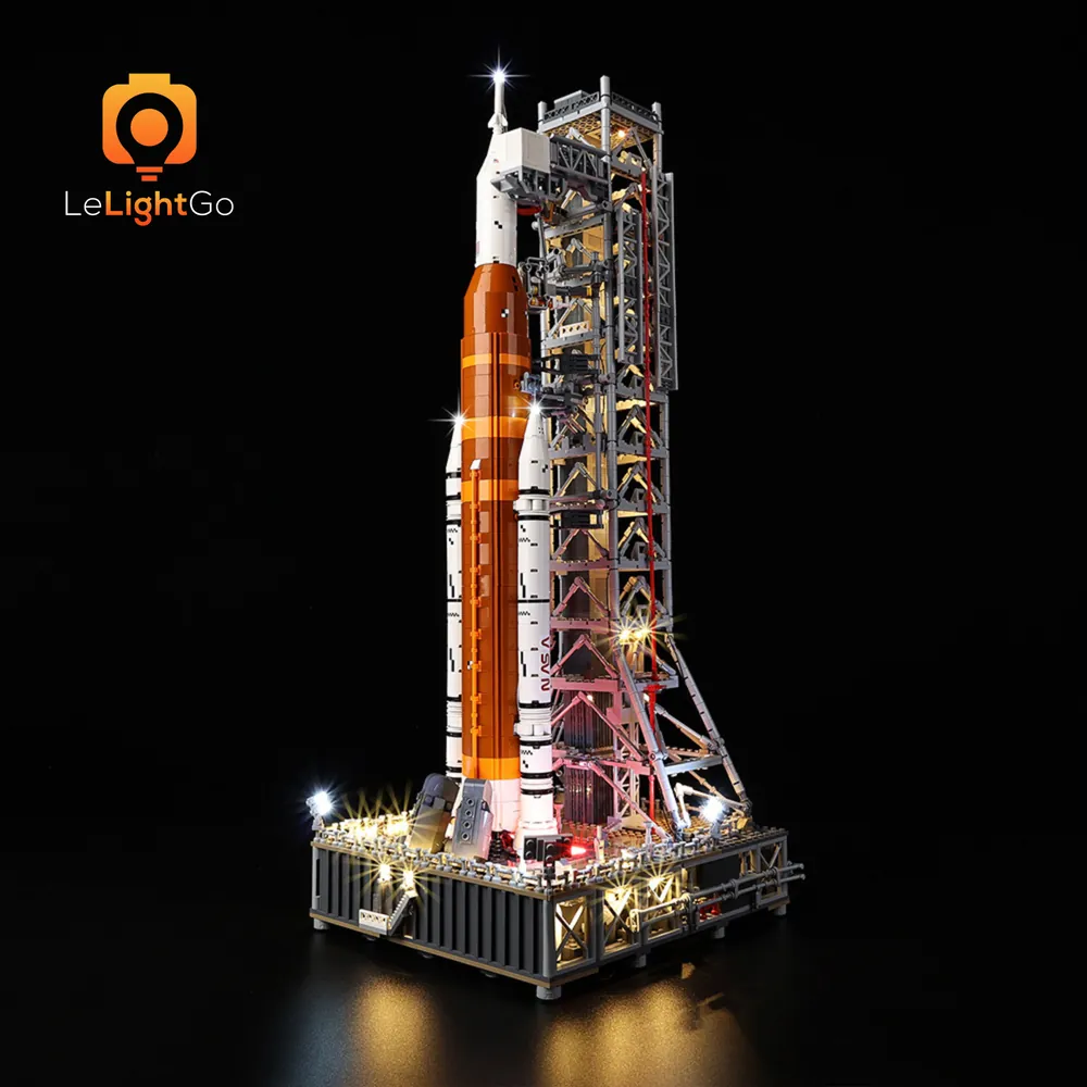 LeLightGo LED kit for LEGO Artemis SLS with classic lighting