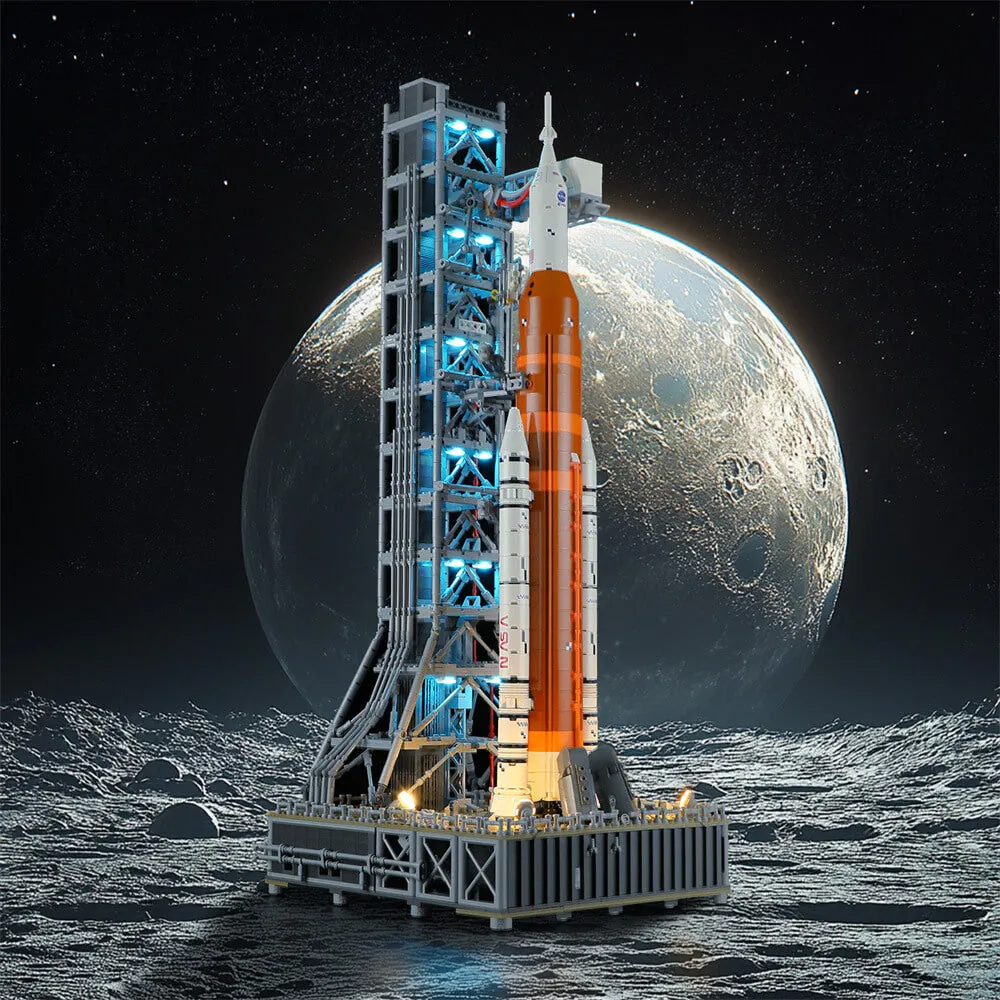 Lightailing integrated harness on LEGO Artemis SLS core stage