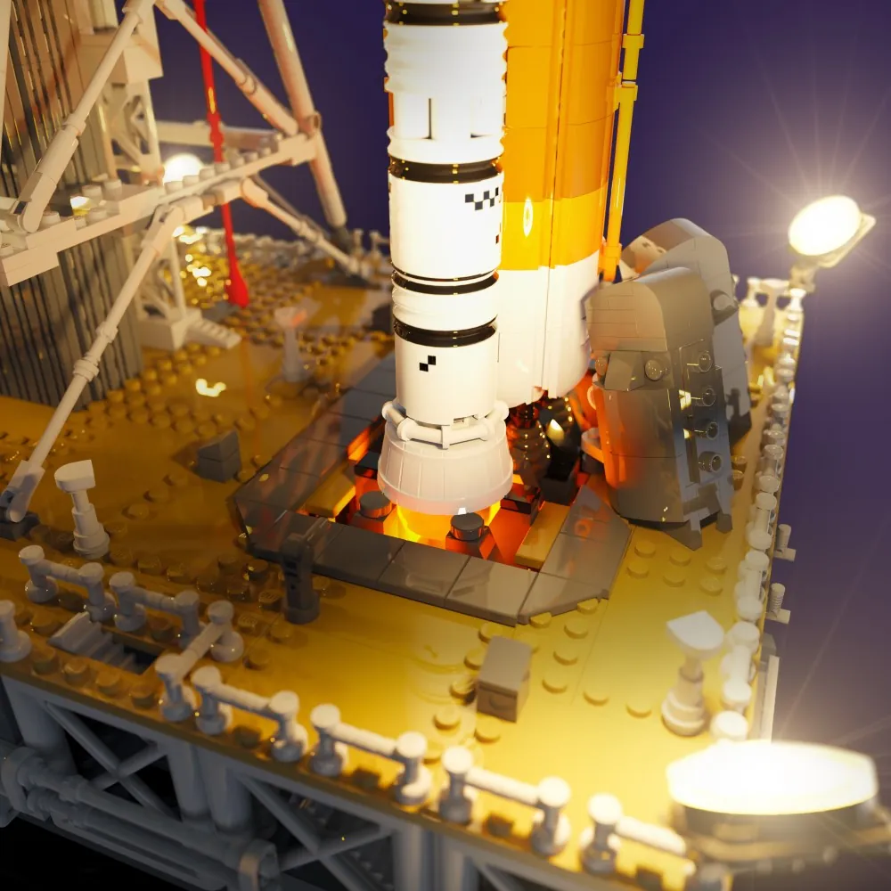Light My Bricks lighting detail on LEGO Artemis SLS launch pad