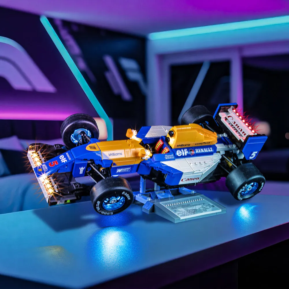 Lightailing Briksmax 2.0 LED kit for LEGO Williams FW14B lighting up the car's body