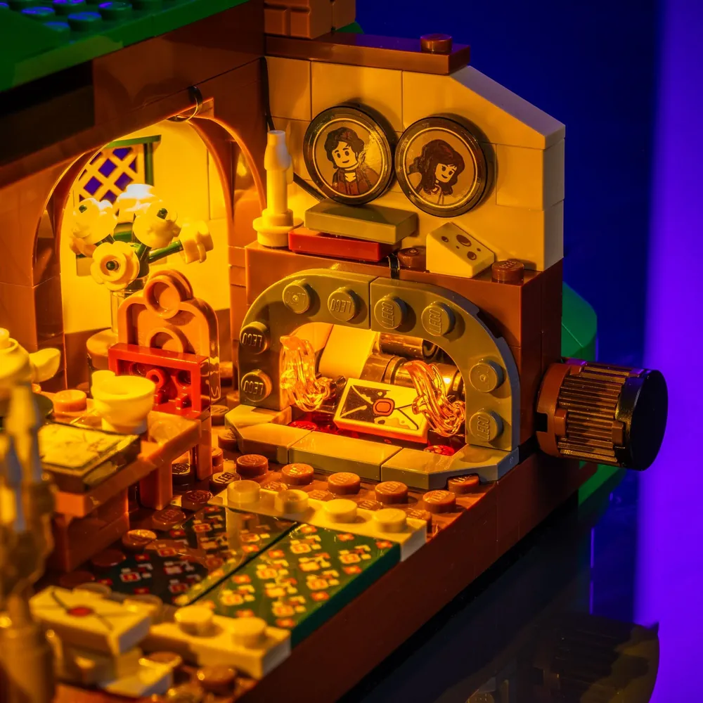 LightMyBricks standard edition for LEGO Shire 10354 illuminating party tent
