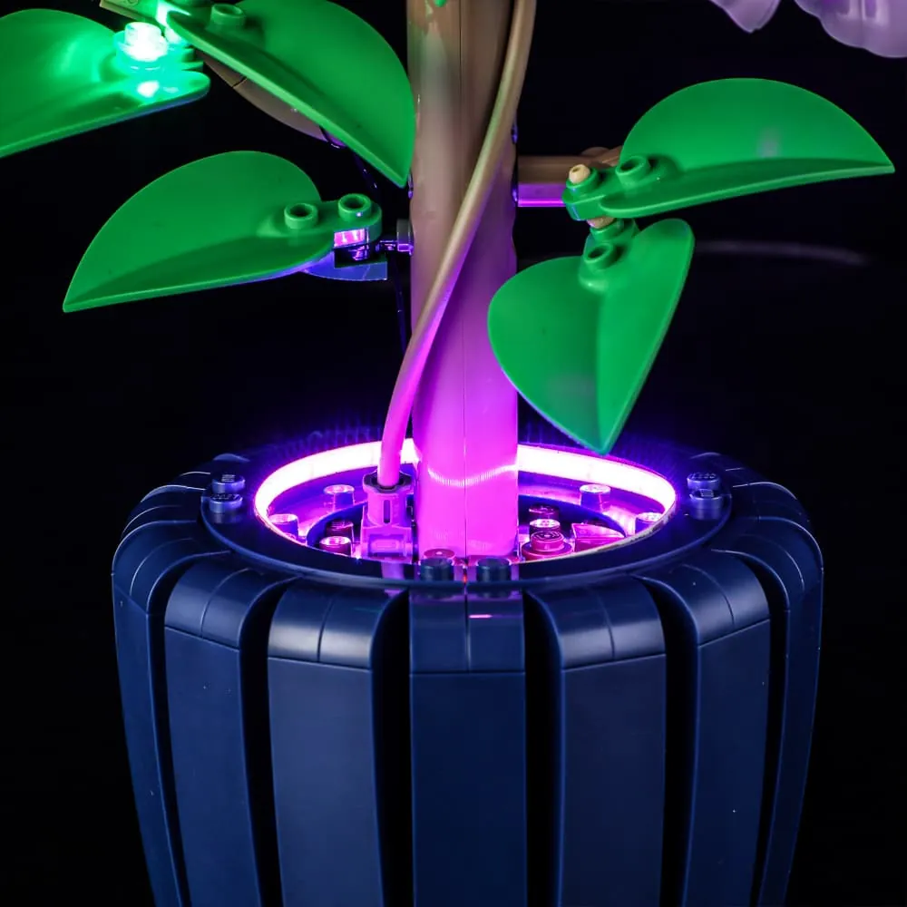 Lightailing lights bringing out the red and green of LEGO Hibiscus