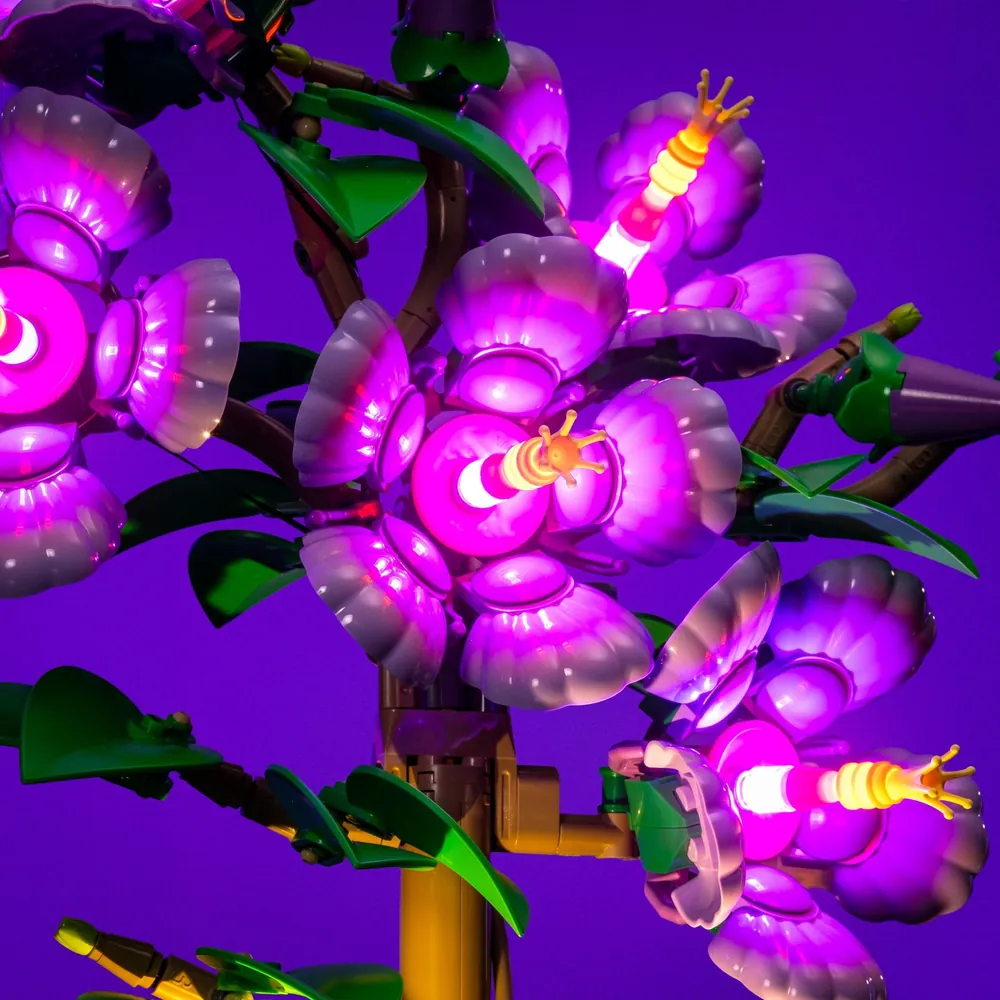 High-end LED components from LightMyBricks for the Hibiscus set