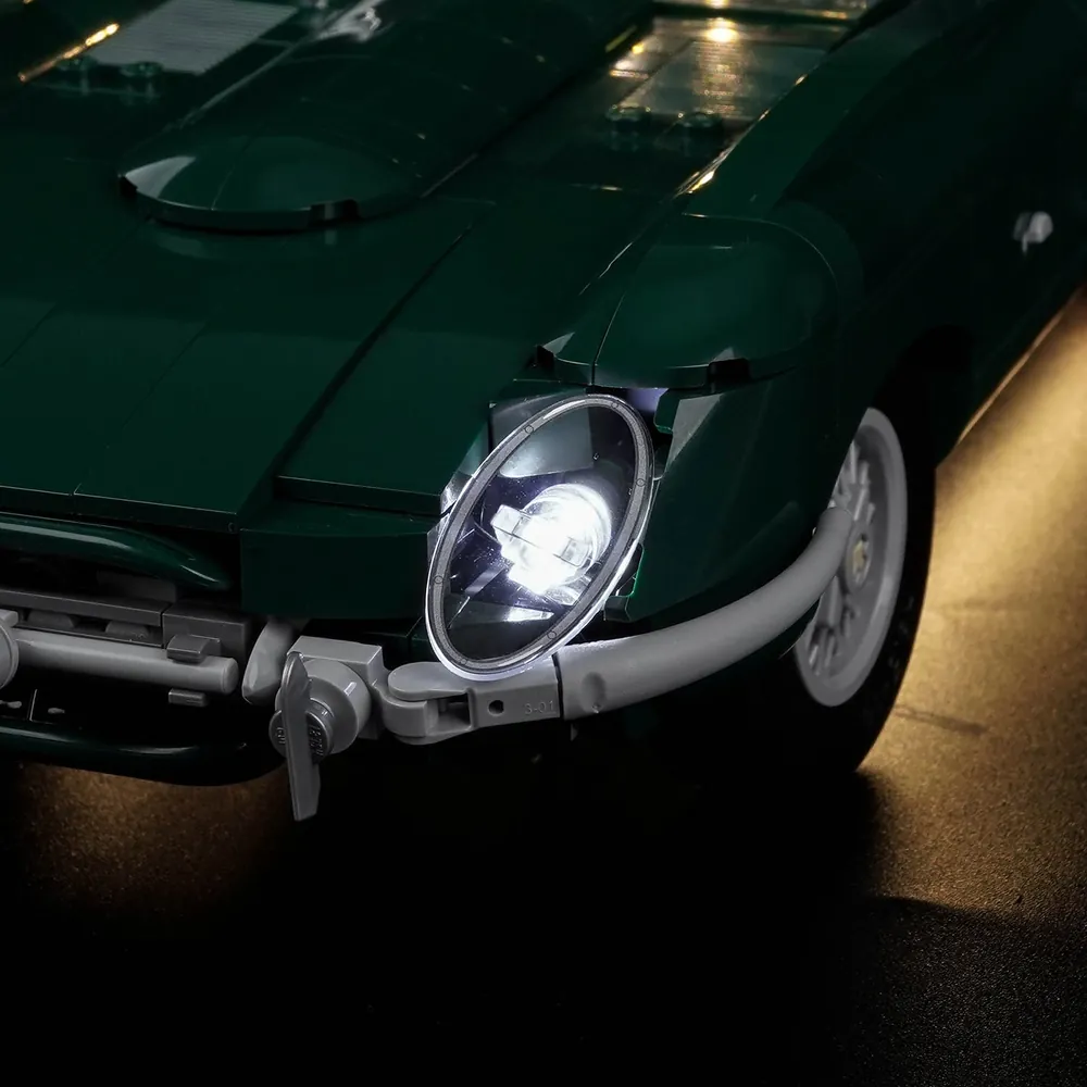 BrickBling remote control version for LEGO Jaguar E-Type 11381 allowing on/off control