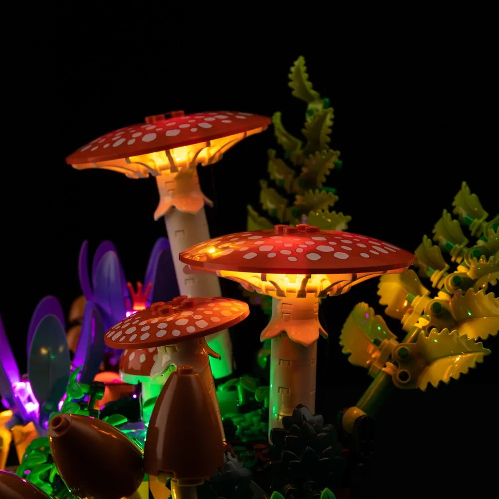 Glowing mushroom caps with Game of Bricks LED kit on LEGO 11505