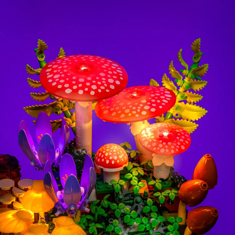 Premium LED placement on LEGO Woodland Mushrooms small tan mushrooms