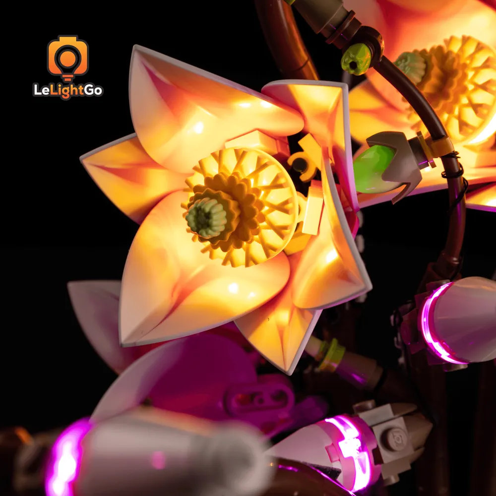 LeLightGo micro-LEDs on LEGO Magnolia Branches