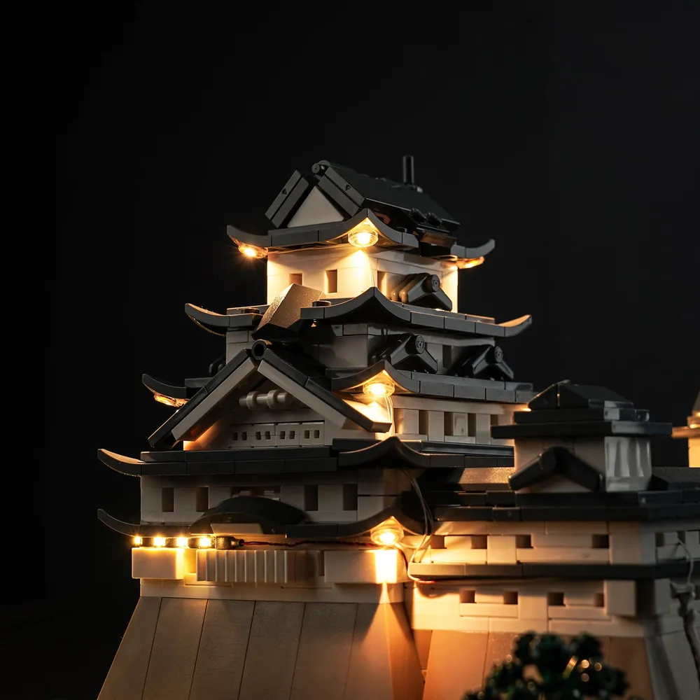BrickBling micro-LEDs on Himeji Castle's tiered roofs and cherry blossoms