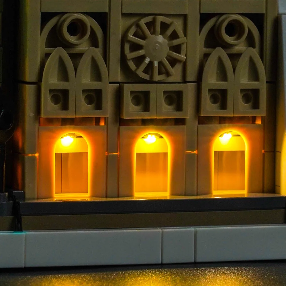 BrickBling Modular Micro-LEDs illuminating LEGO Paris landmarks