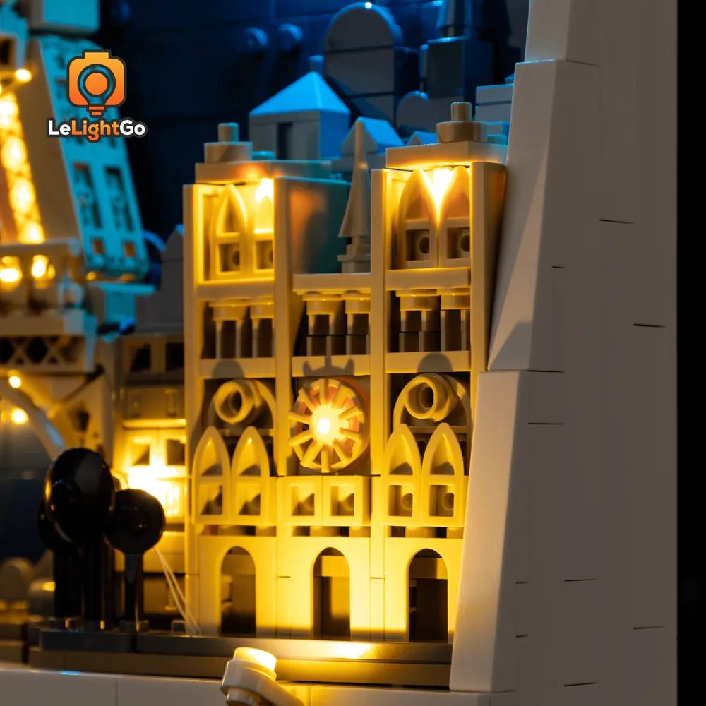 LeLightGo modular micro-LEDs illuminating LEGO Paris landmarks