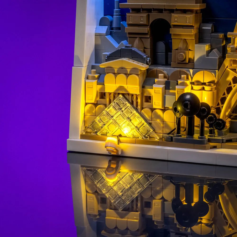LightMyBricks LED lighting for LEGO Paris architecture landmarks