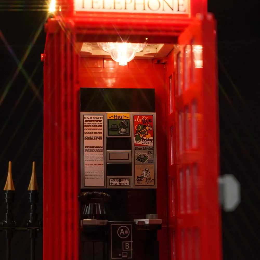 BrickBling micro-LEDs illuminating LEGO telephone box interior