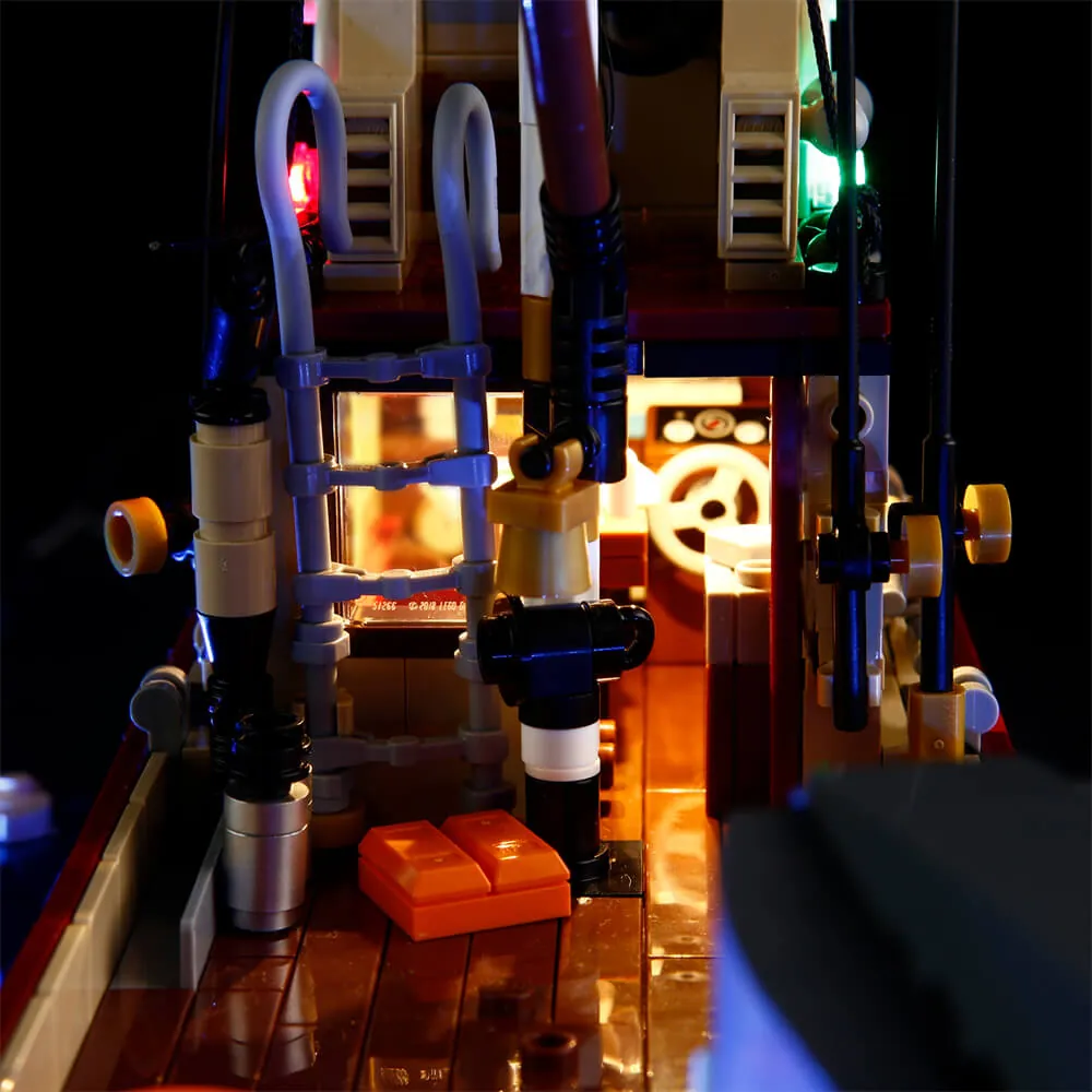 Lightailing integrated harness on LEGO Jaws base