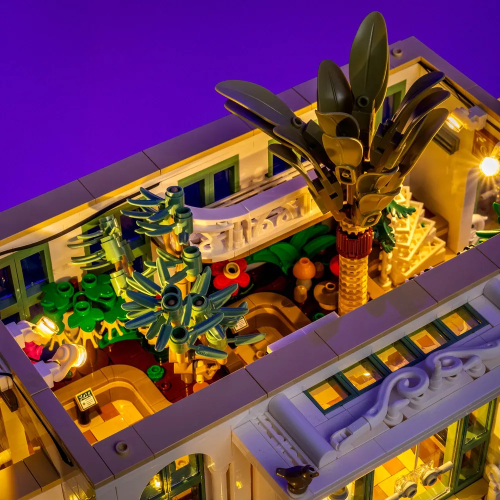 Close-up of LightMyBricks LED components on the Botanical Garden roof