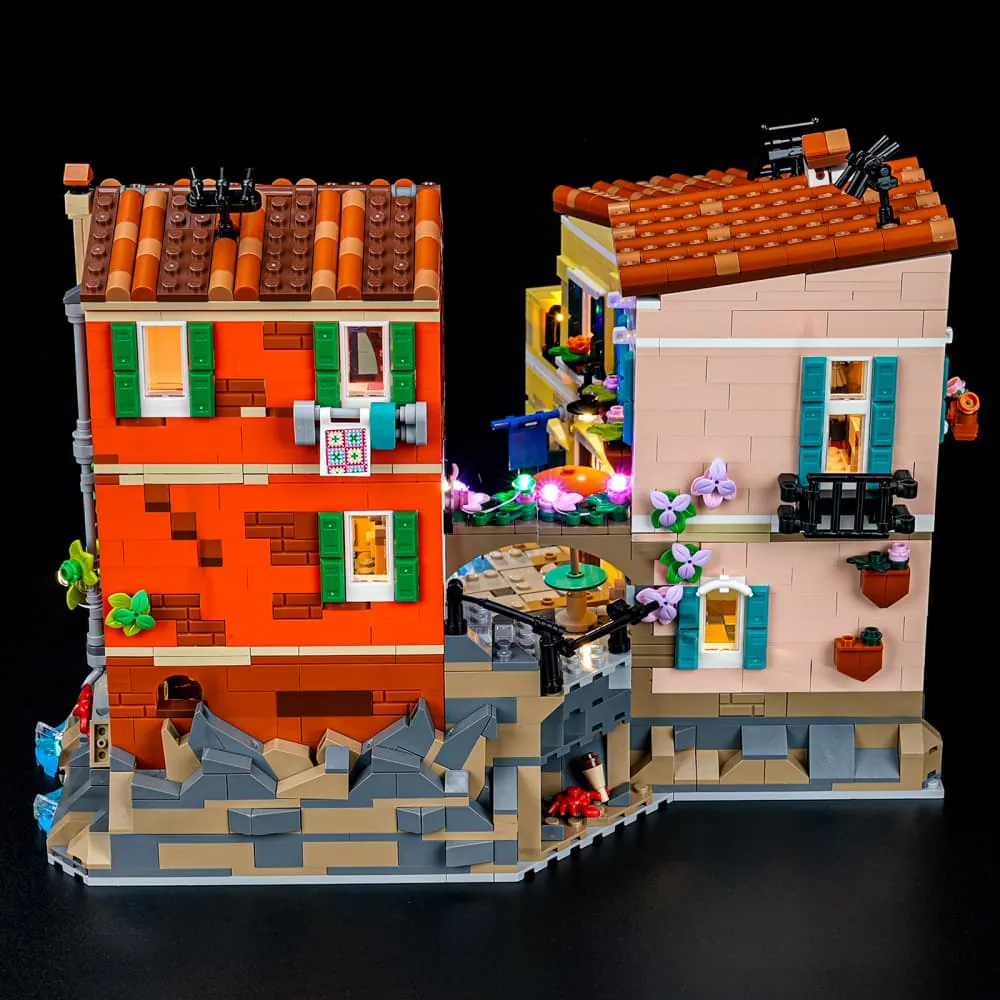 LEGO Italian Riviera 21359 with Lightailing integrated LED lights