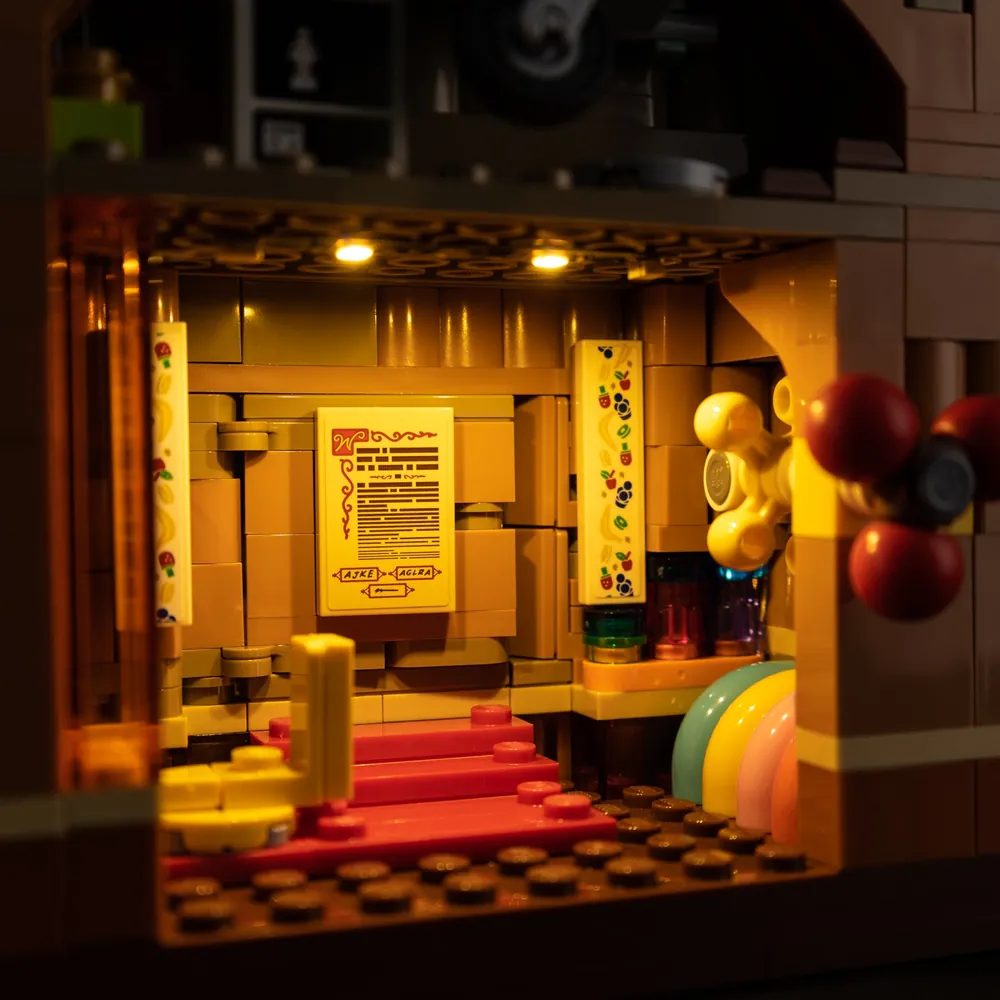 LEGO 21360 with Game of Bricks lighting