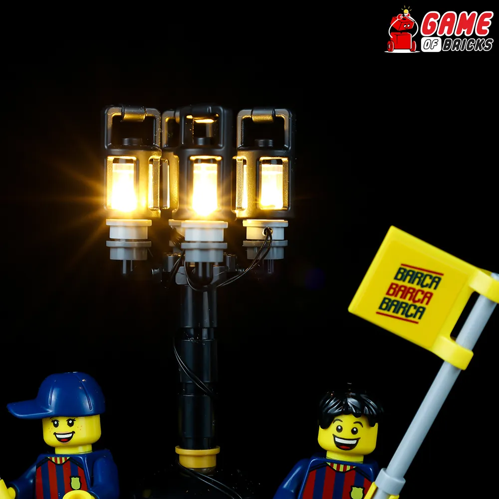 Close-up of the modular expansion board connection on the Game of Bricks LED kit for FC Barcelona Celebration 40485