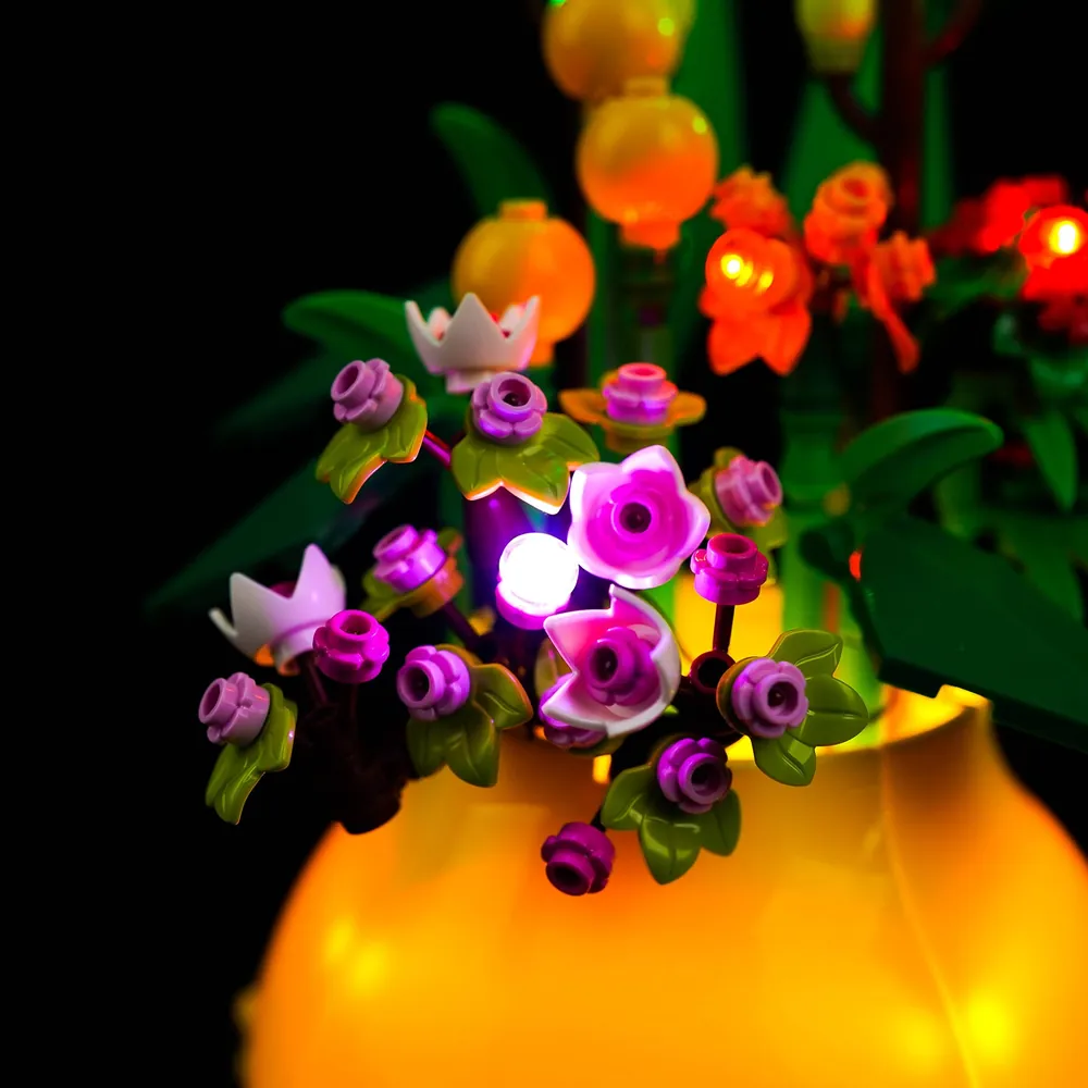 Close-up of BrickBling micro-LEDs on LEGO Flowerpot 40588 leaves
