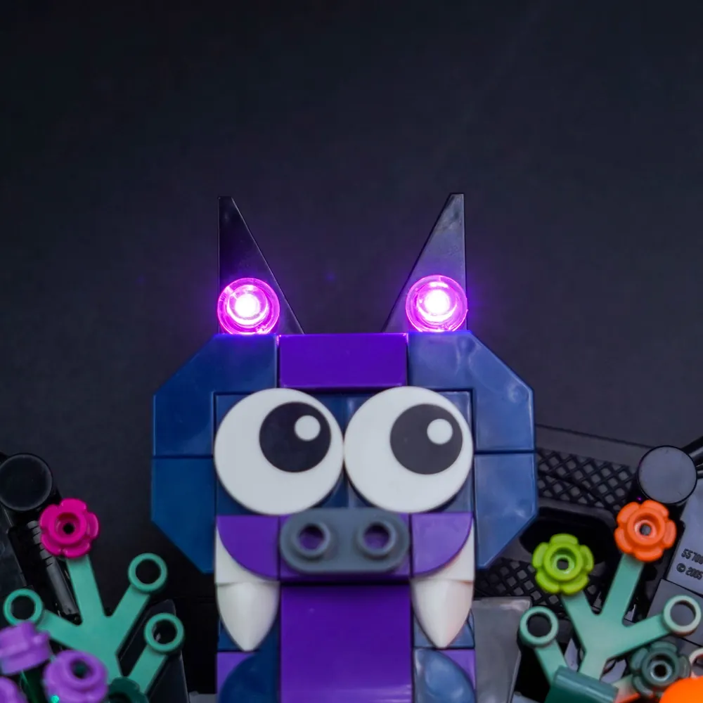 Upgraded versus Classic BrickBling variants for LEGO 40825