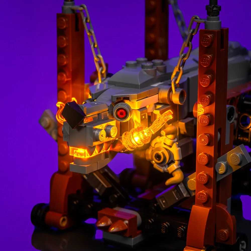 LEGO Grond 40893 with LEDs illuminating the battering ram and jaw area