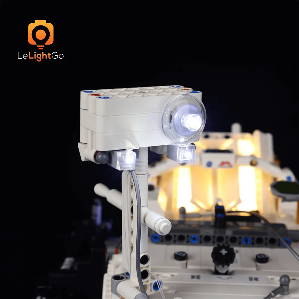 LeLightGo light kit for LEGO Technic rover with remote control