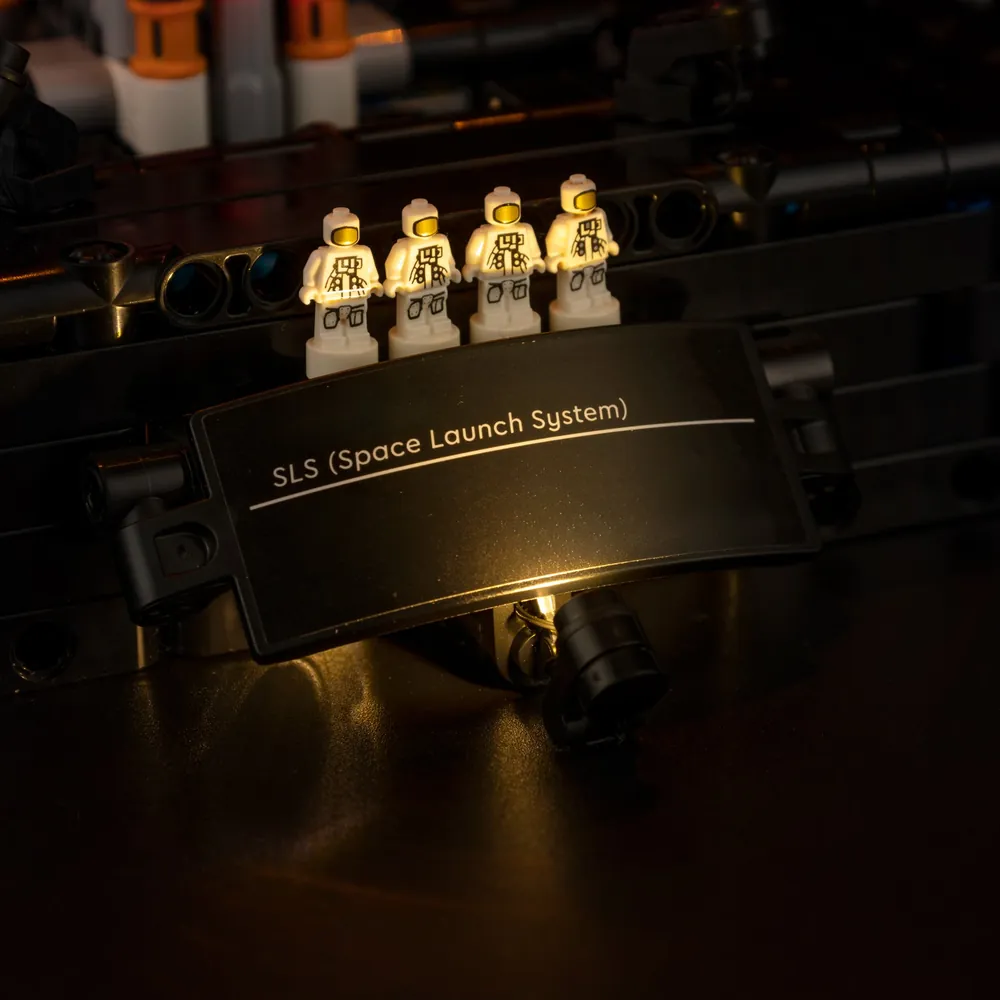 Game of Bricks LED lights for LEGO Technic space launch system