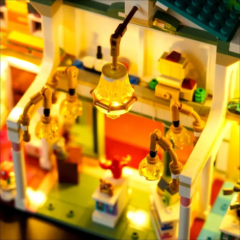LEGO 43302 Main Street lit with Lightailing basic light kit