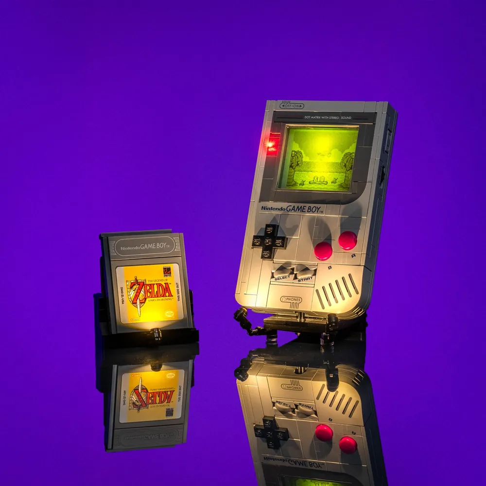 LEGO Game Boy 72046 with Light My Bricks LED kit in premium glow