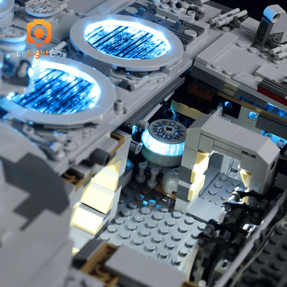 Micro-LED components detail on Falcon 75192 from LeLightGo