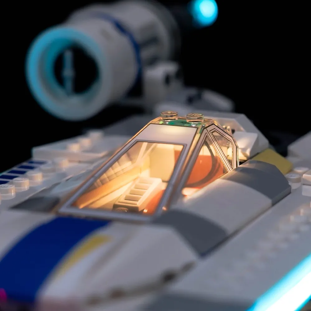 BrickBling modular micro-LEDs for LEGO 75399