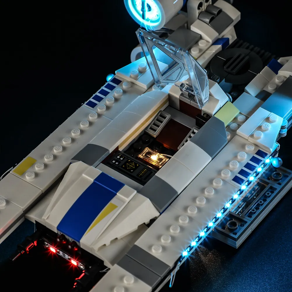 Lightailing lights installed on LEGO Rebel U-Wing 75399