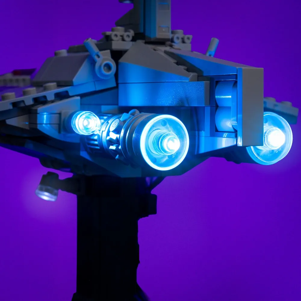 Close-up of bridge lighting on LEGO Acclamator 75404 with micro-wires